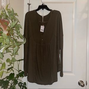Free People BNWT Army Green Knitted Henley